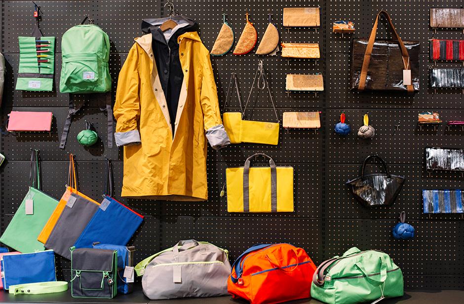 Fashion brands go online to beat pandemic