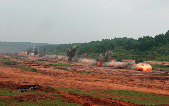 15a-前沿破障 江平骥摄_meitu_15