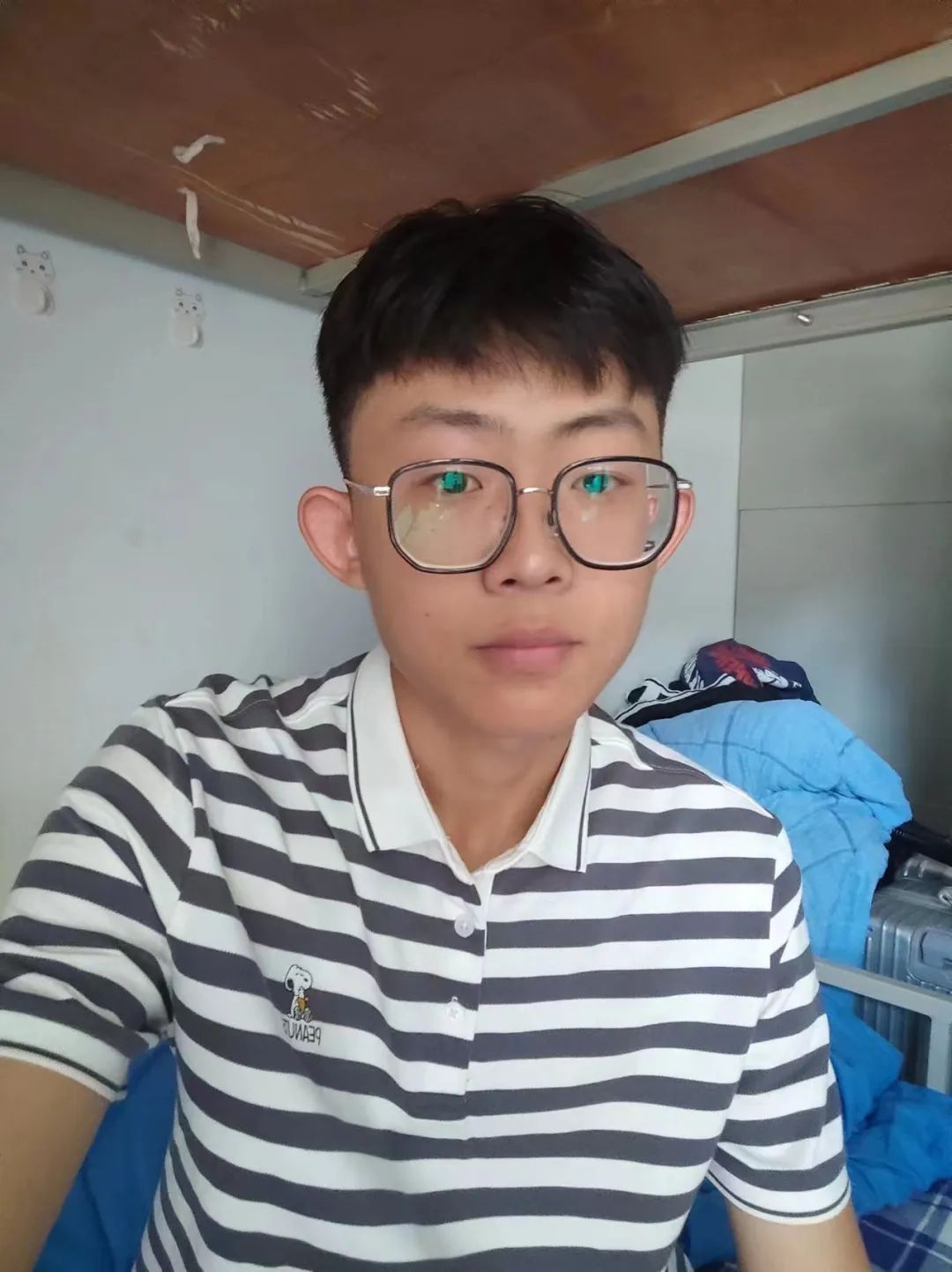 19岁男孩暑假送外卖赚了1.7万余元!"学费生活费都有了"-中国好故事